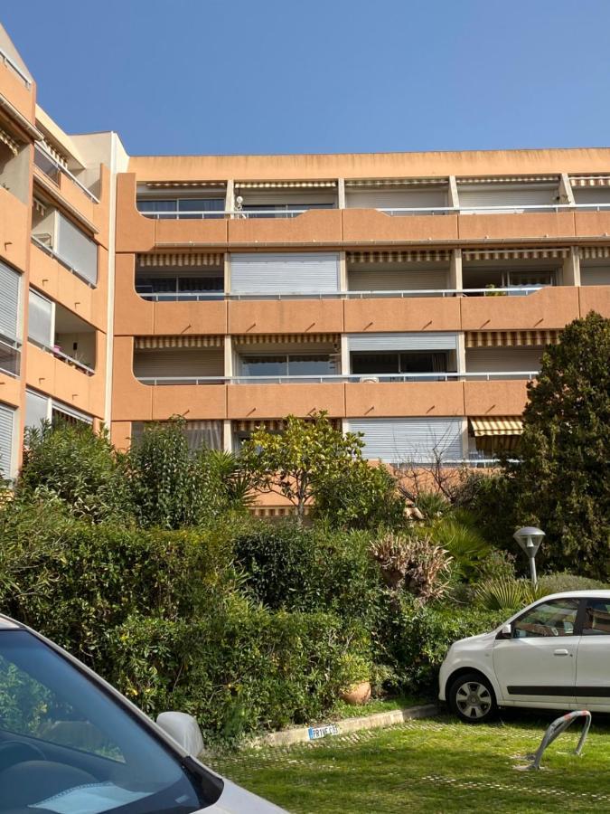 Appart. F2 Apercu Port De Santa Lucia St Raphael Saint-Raphael  Luaran gambar